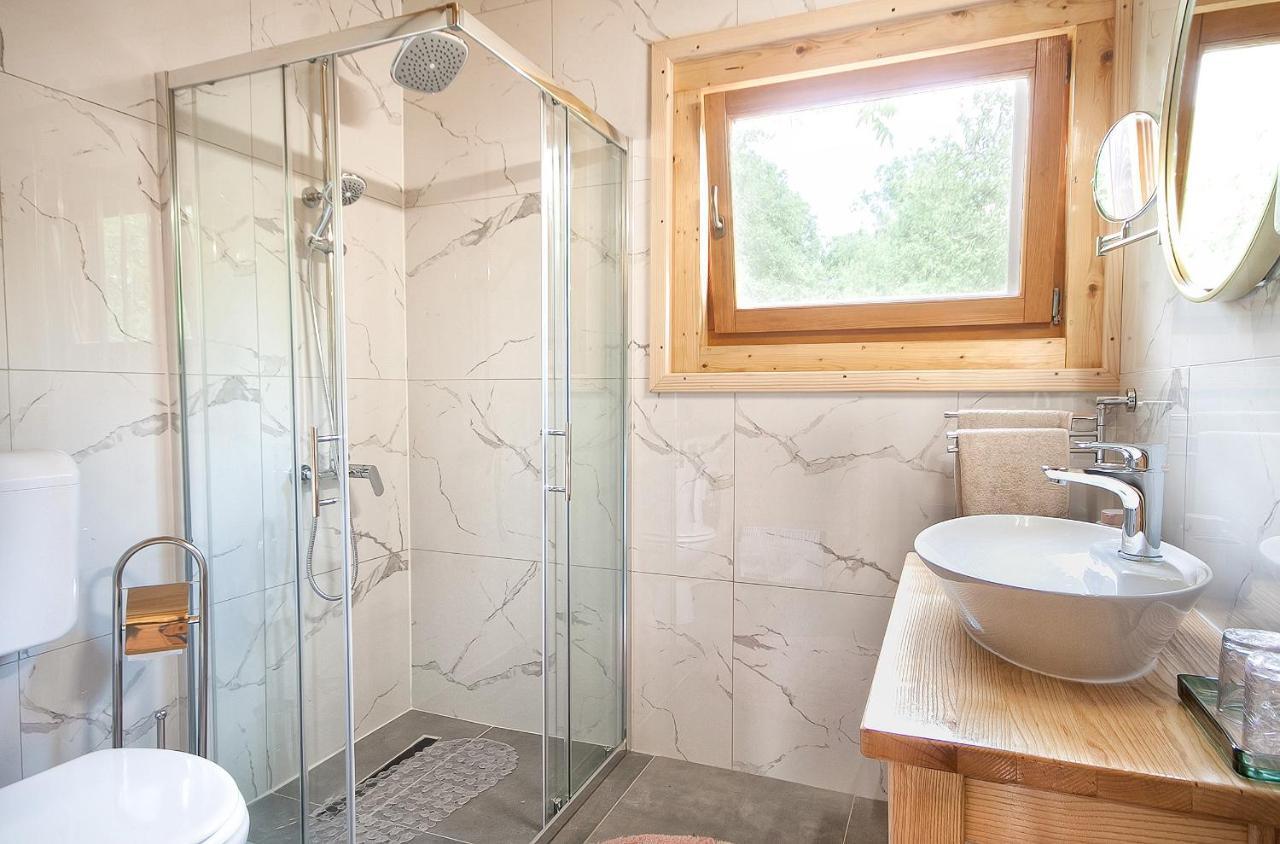 Country Lodge Vukovic Rakovica Εξωτερικό φωτογραφία